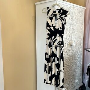 NWT Chicos black and cream 00 petite summer dress.